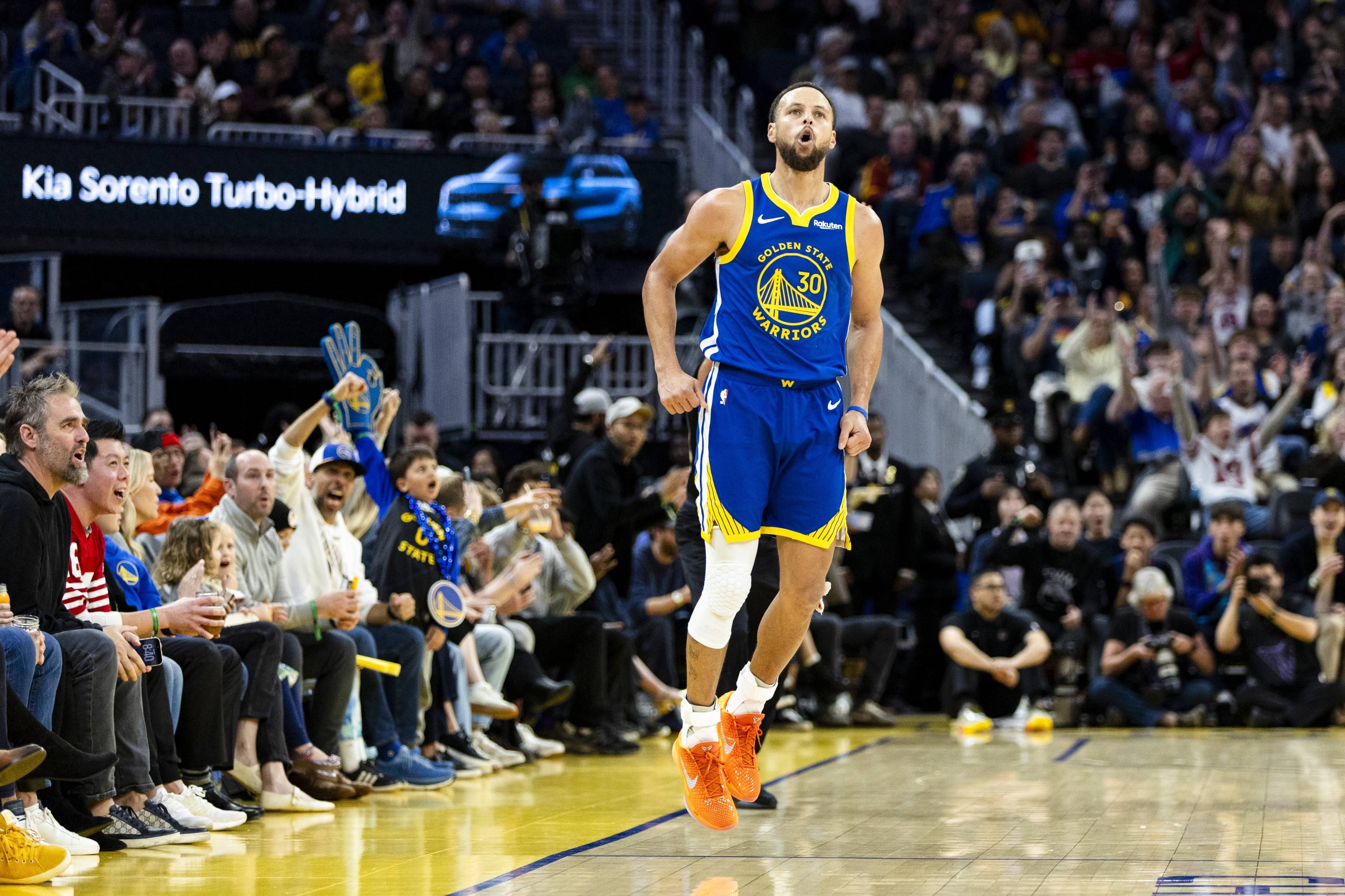 爱游戏- 库里队内训练打破常规, 勇士晋级再迎利好消息 